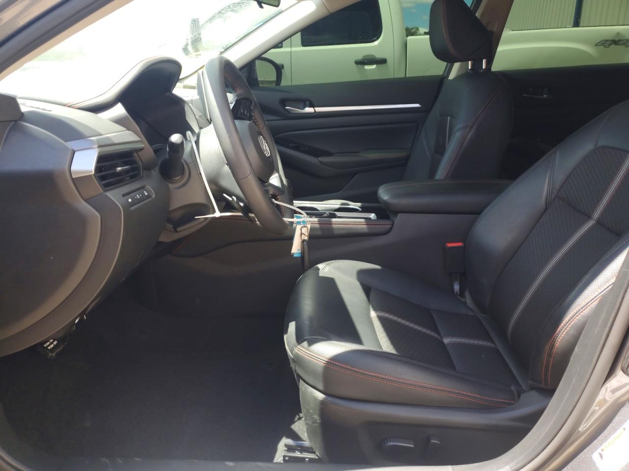 Nissan Altima Sr