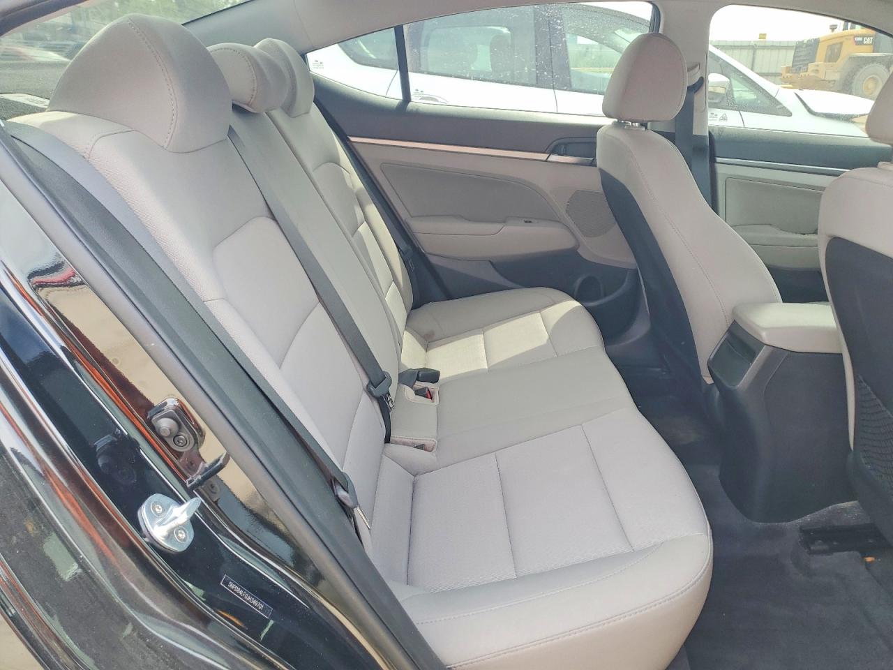 Hyundai ELANTRA Value Edition