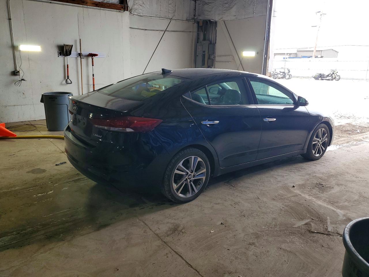 Hyundai ELANTRA Limited