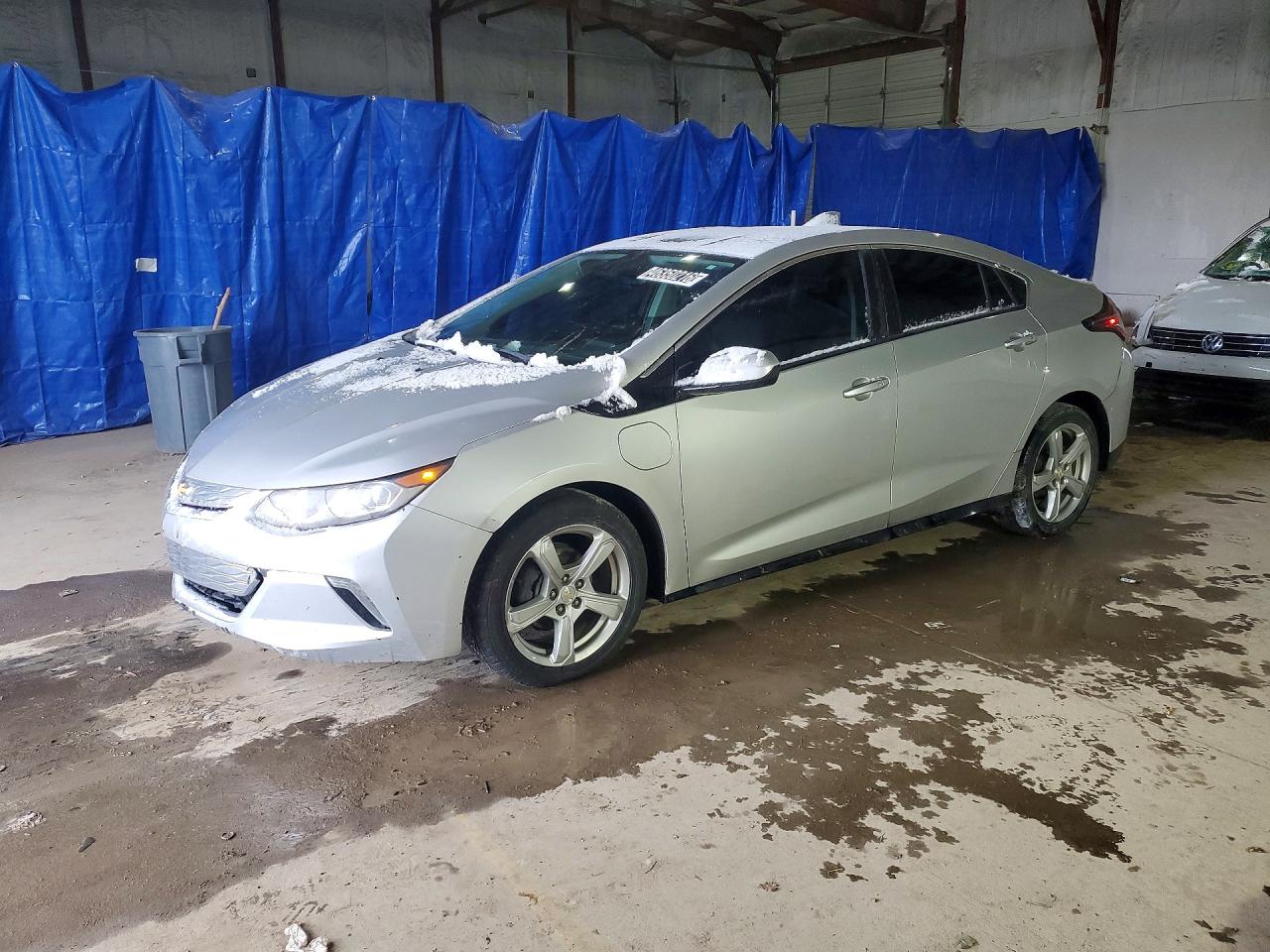 Salvage Chevrolet Volt Image