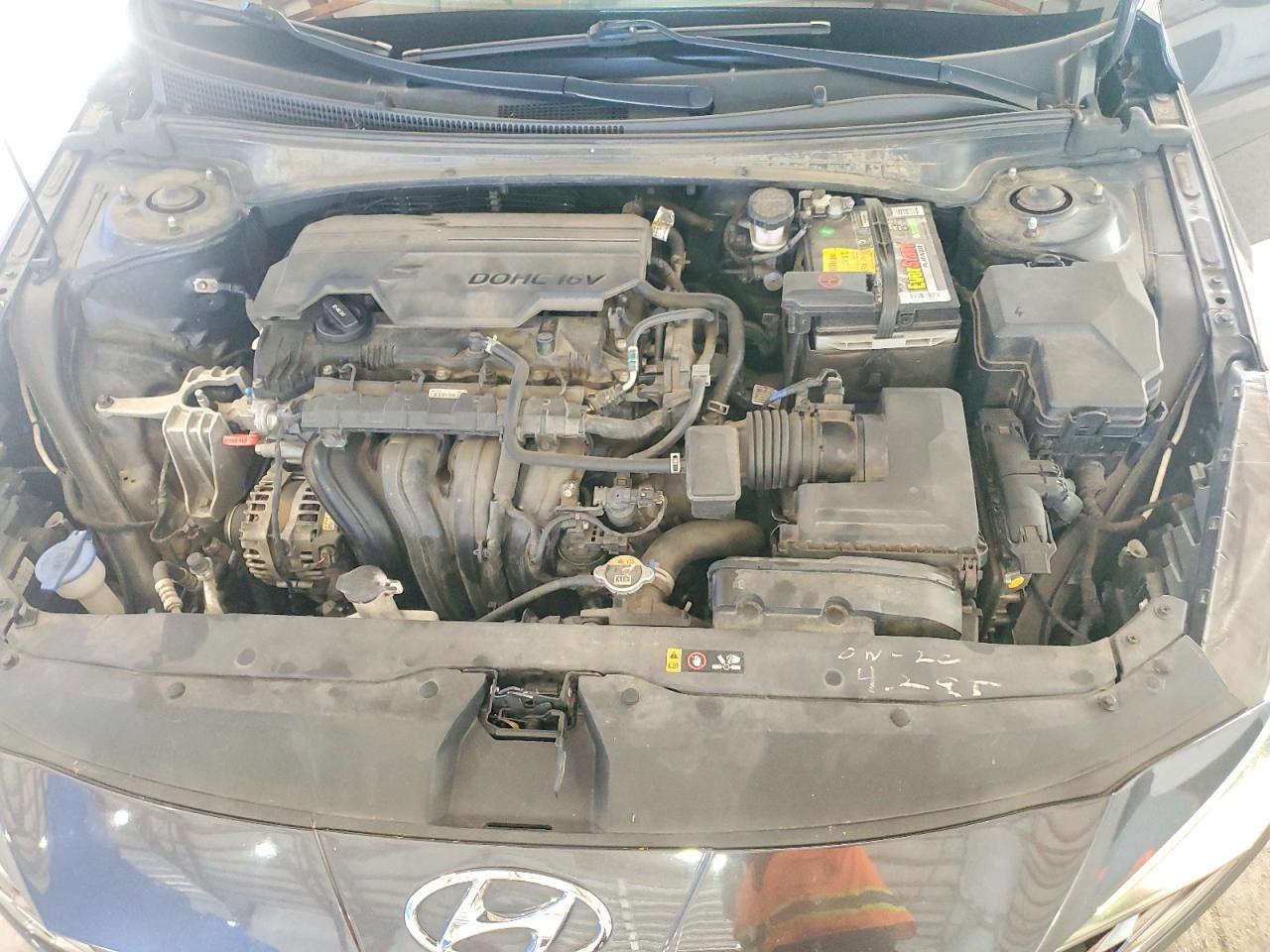 Hyundai ELANTRA Sel