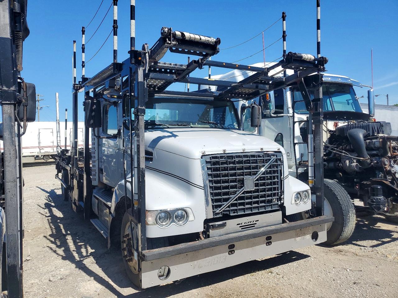 Salvage Volvo Vah Image