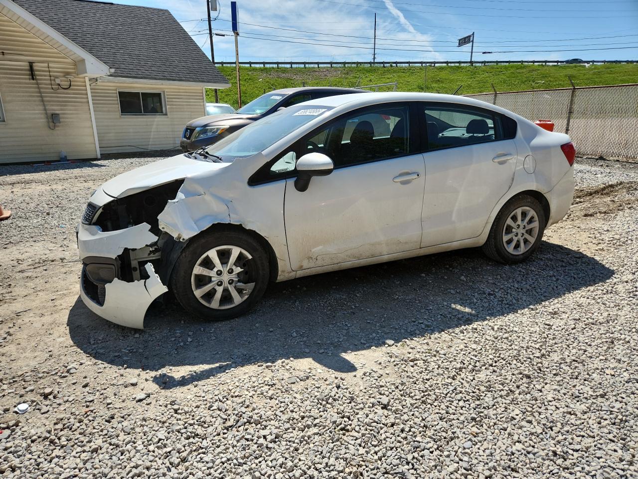 Salvage Kia Rio Image