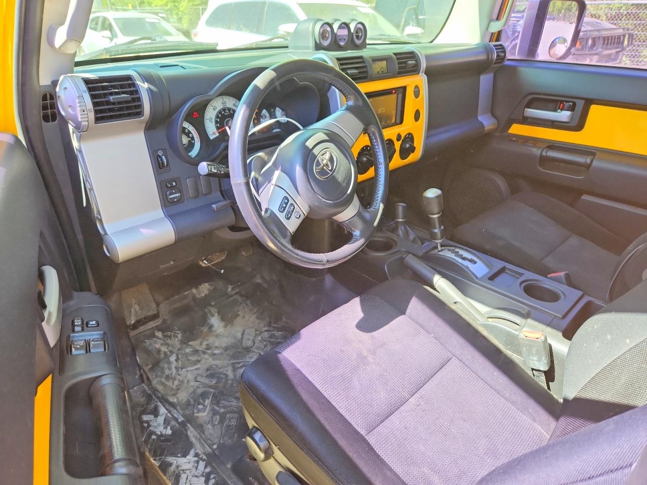 Toyota FJ Cruiser Base