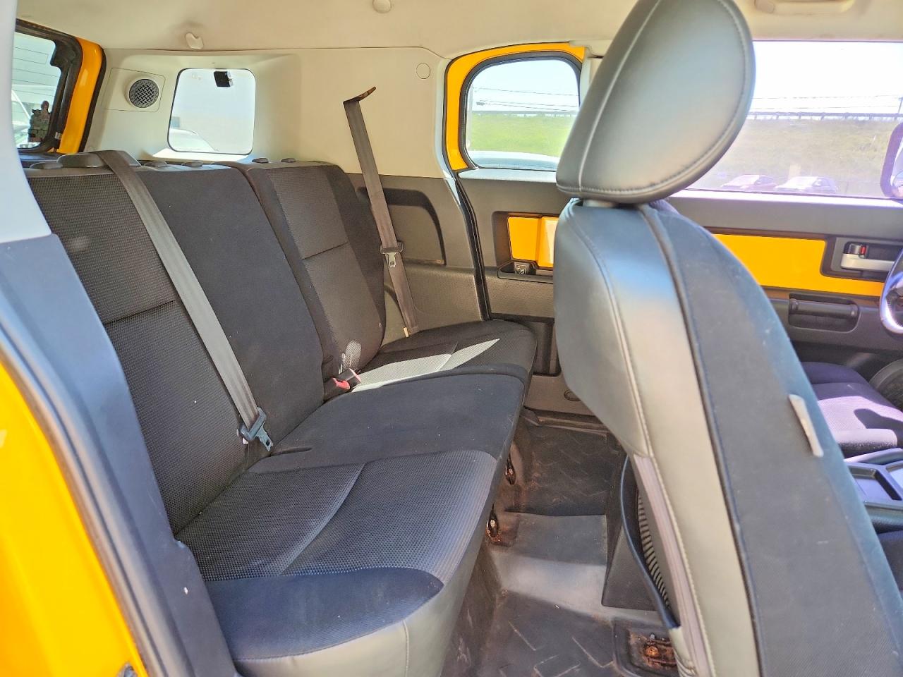 Toyota FJ Cruiser Base
