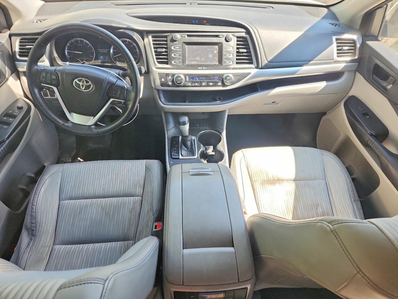 Toyota Highlander Le Plus