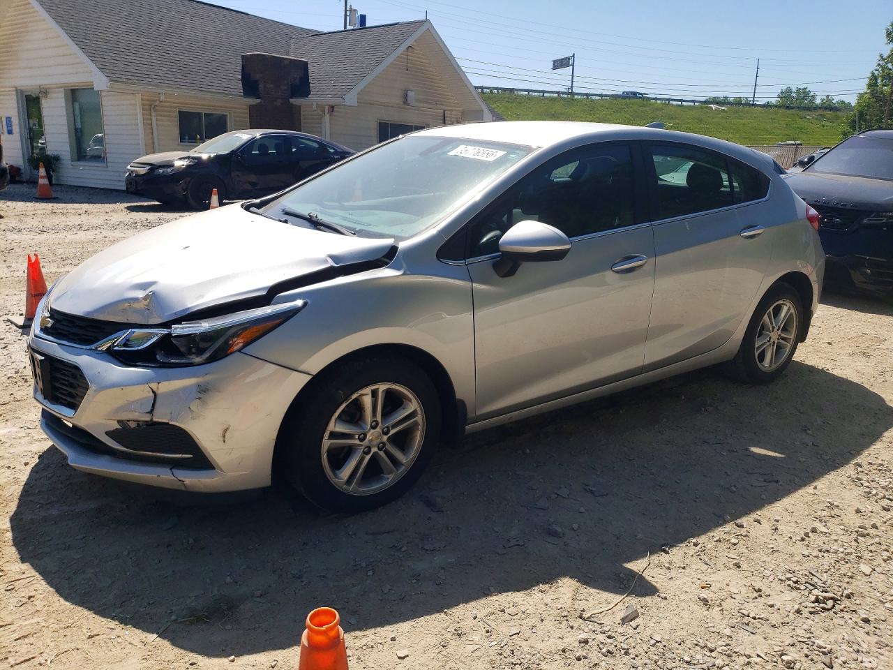 Salvage Chevrolet Cruze Image
