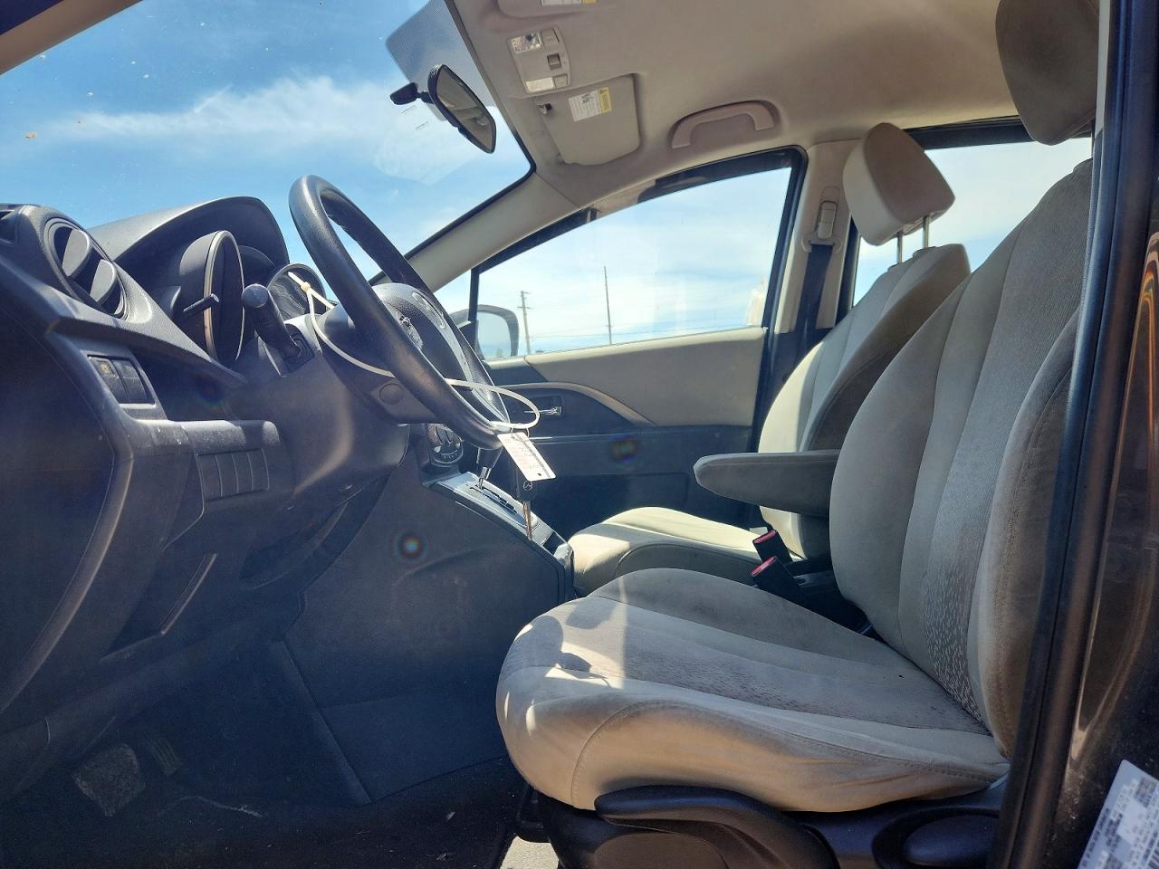 Mazda 5