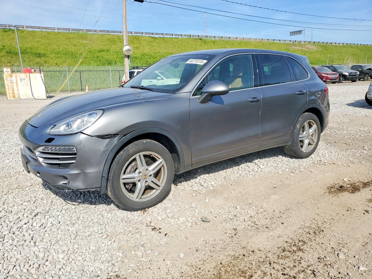 Salvage Porsche Other Image
