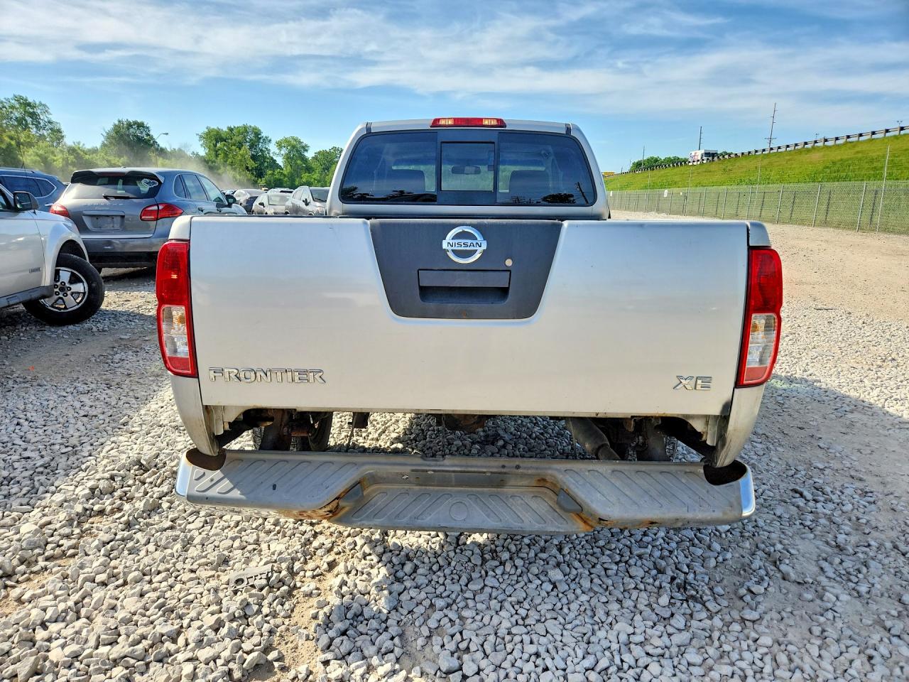 Nissan Frontier King Cab Xe