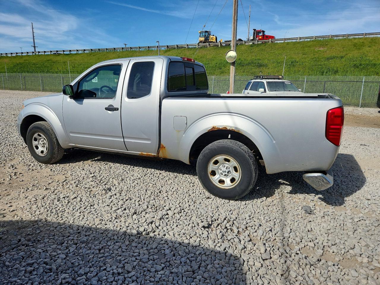 Nissan Frontier King Cab Xe
