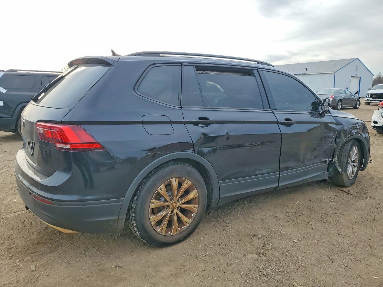Volkswagen Tiguan S