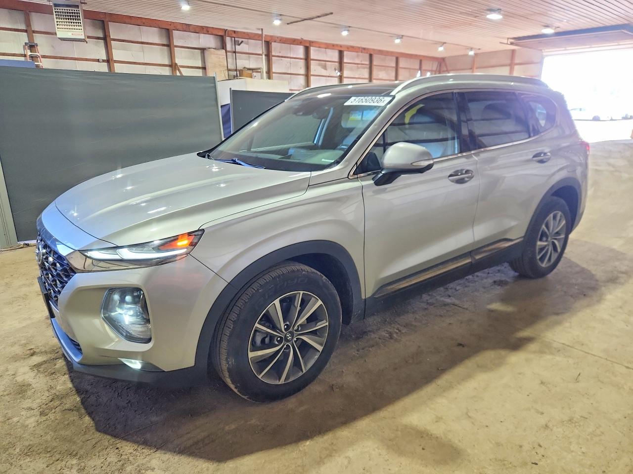 Salvage Hyundai SANTA FE Image