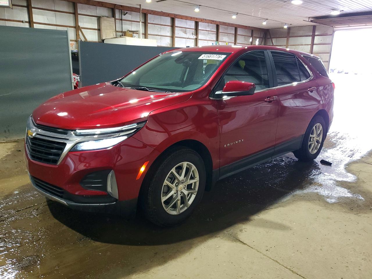Salvage Chevrolet Equinox Image