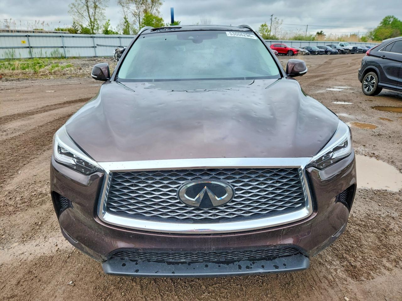 INFINITI Qx Essential