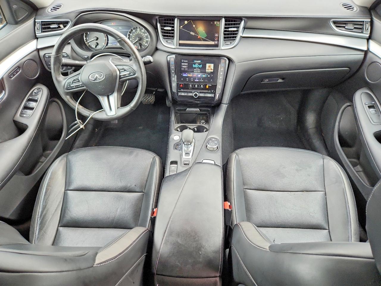 INFINITI Qx Essential