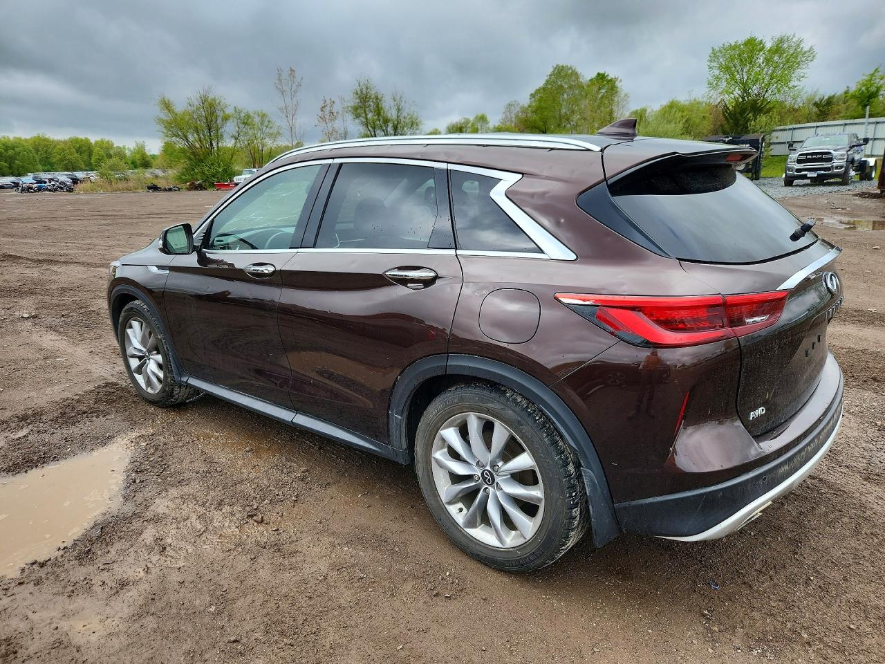 INFINITI Qx Essential