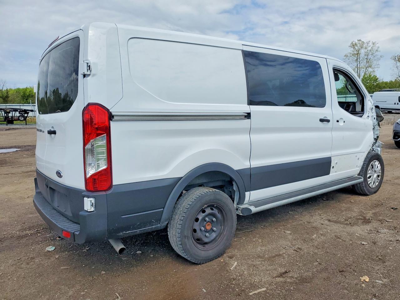 Ford Transit T-250