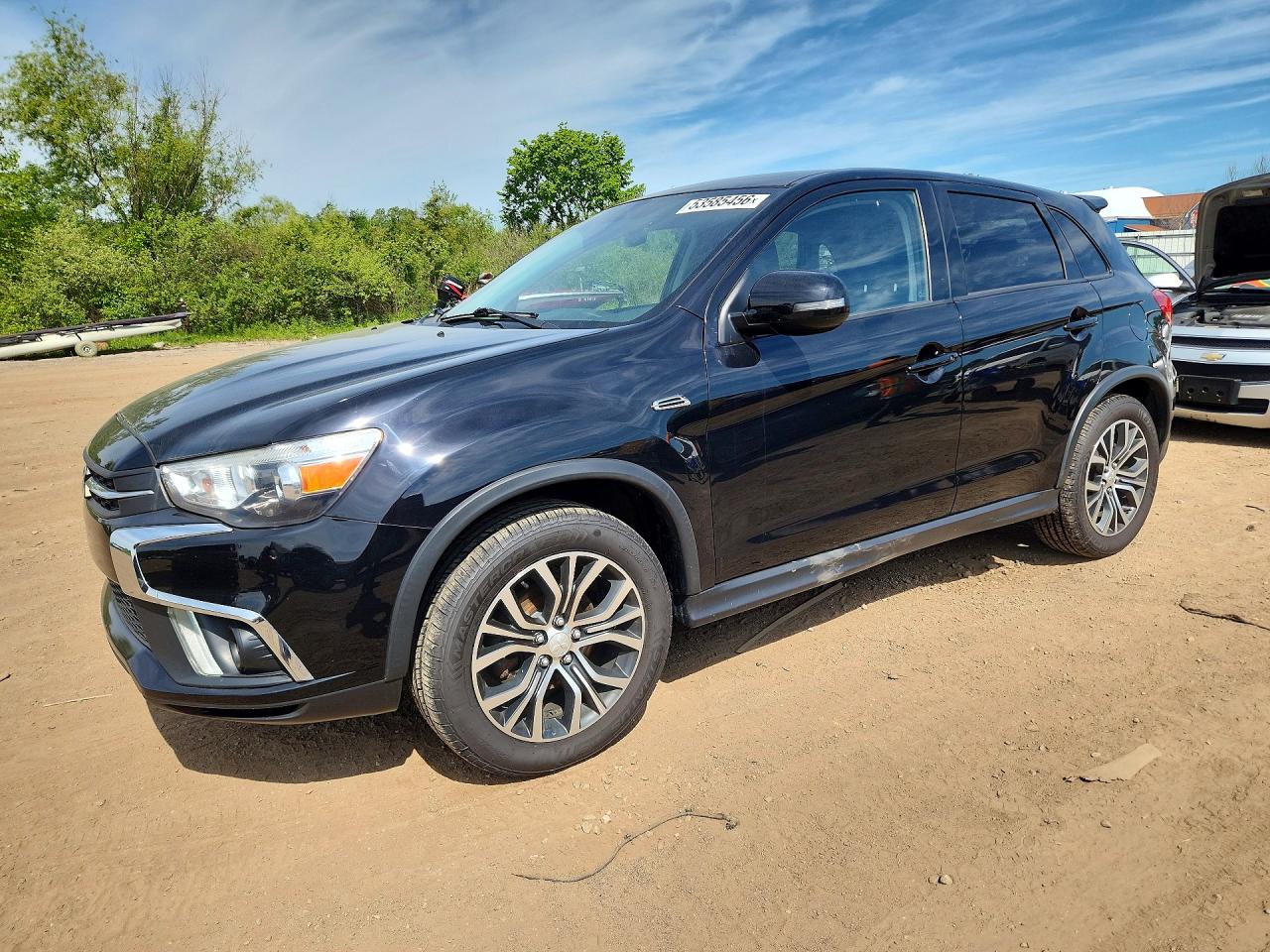Salvage Mitsubishi Outlander Image