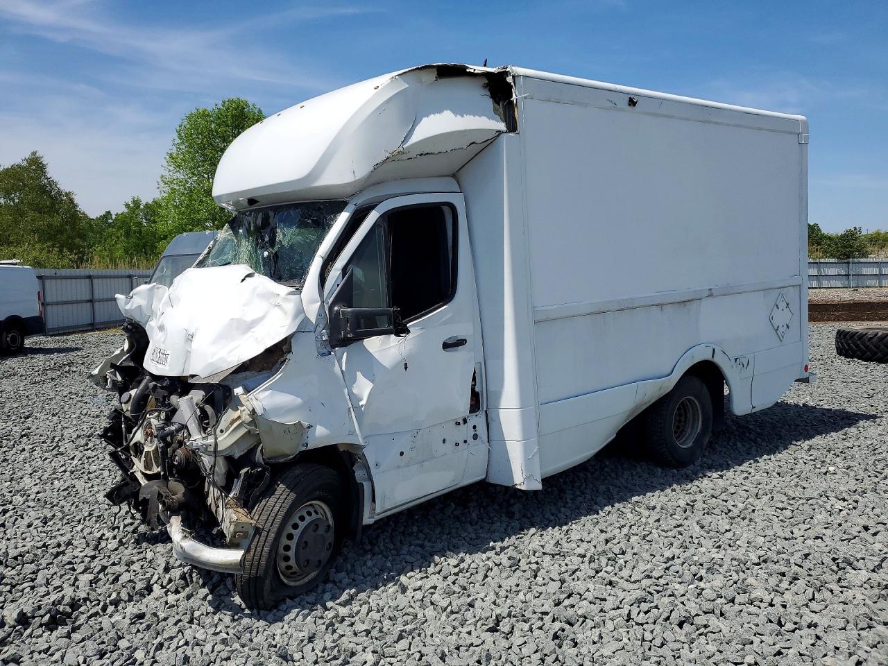 Salvage Mercedes-Benz Sprinter Image