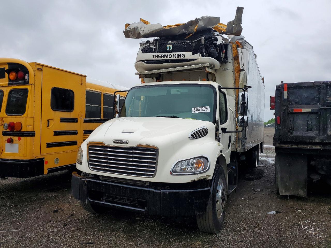 Salvage Freightliner M2 Image