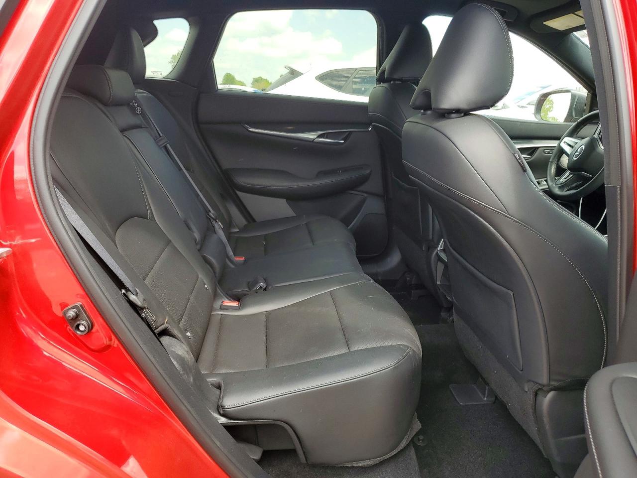 INFINITI Qx Sport