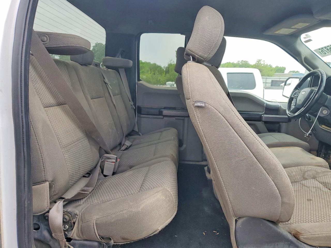 Ford F-150 Super Cab