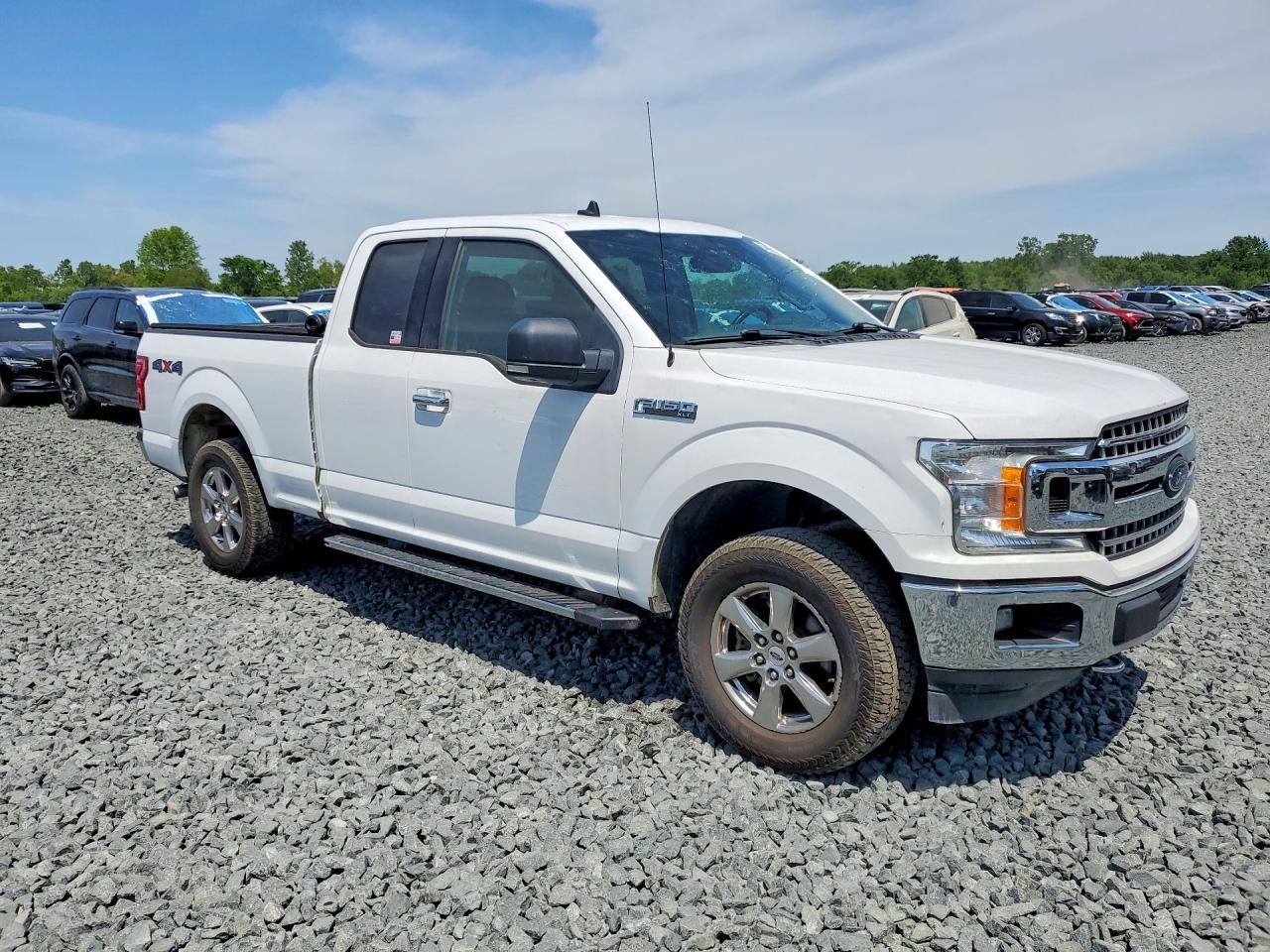 Ford F-150 Super Cab
