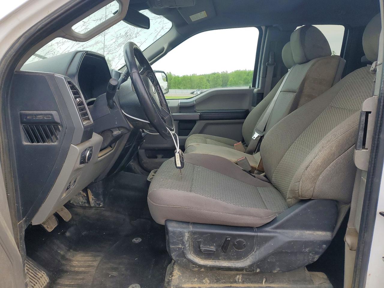 Ford F-150 Super Cab