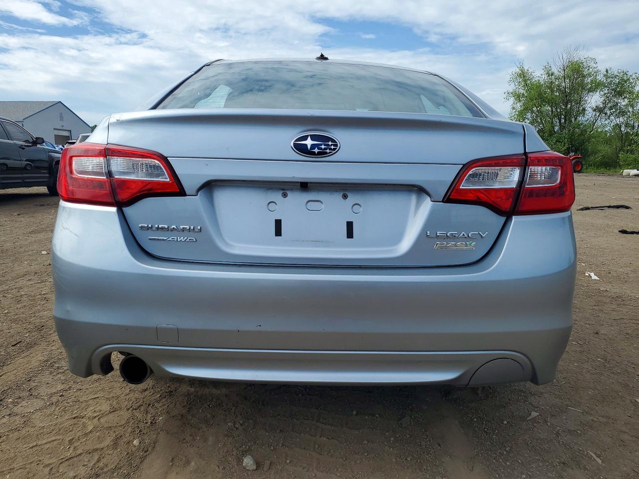 Subaru Legacy 2.5i Premium
