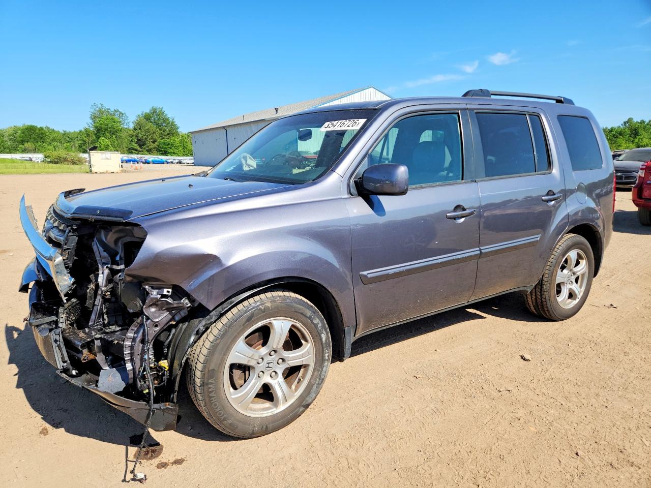 Salvage Honda Pilot Image