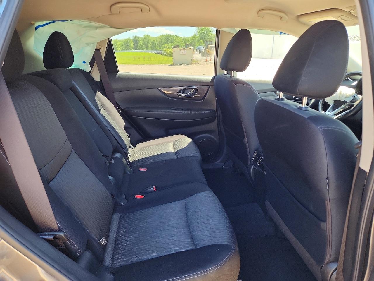 Nissan Rogue Sv