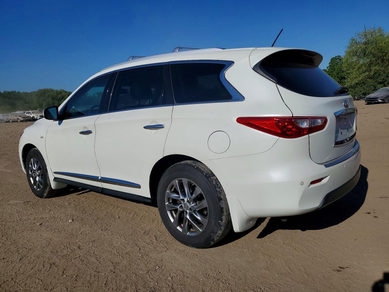 Salvage INFINITI Qx Image