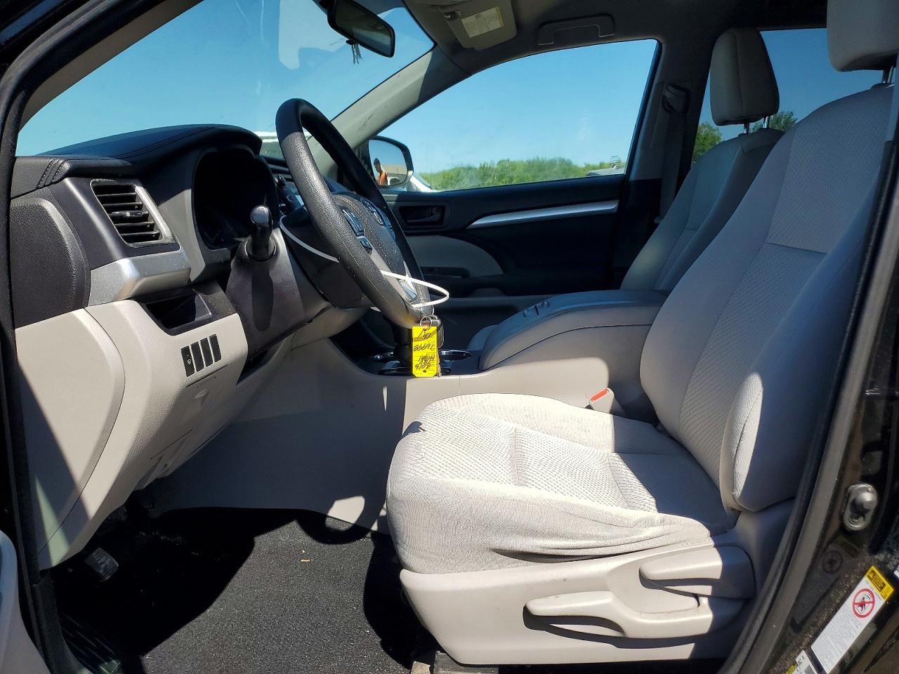Toyota Highlander Le