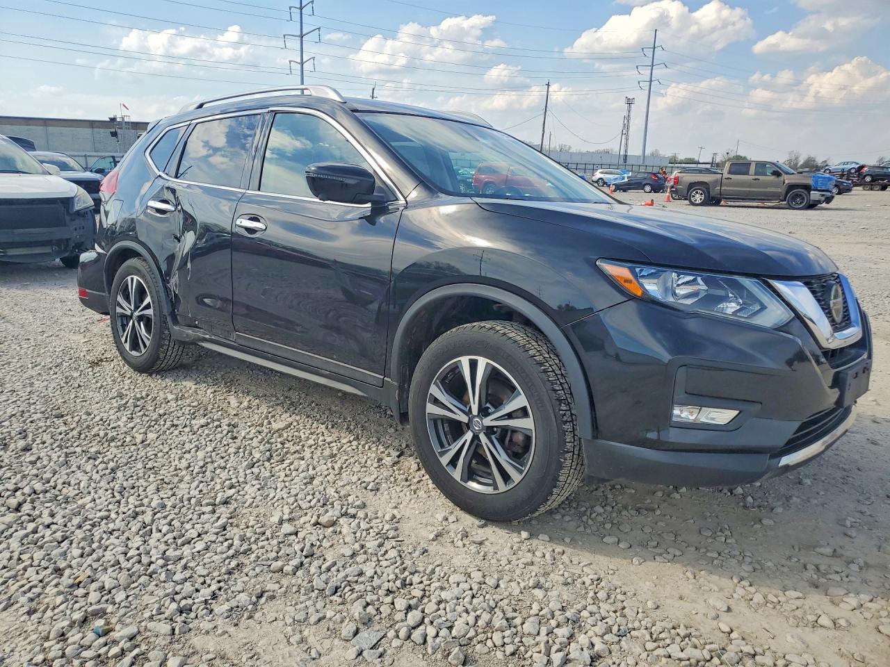 Nissan Rogue S