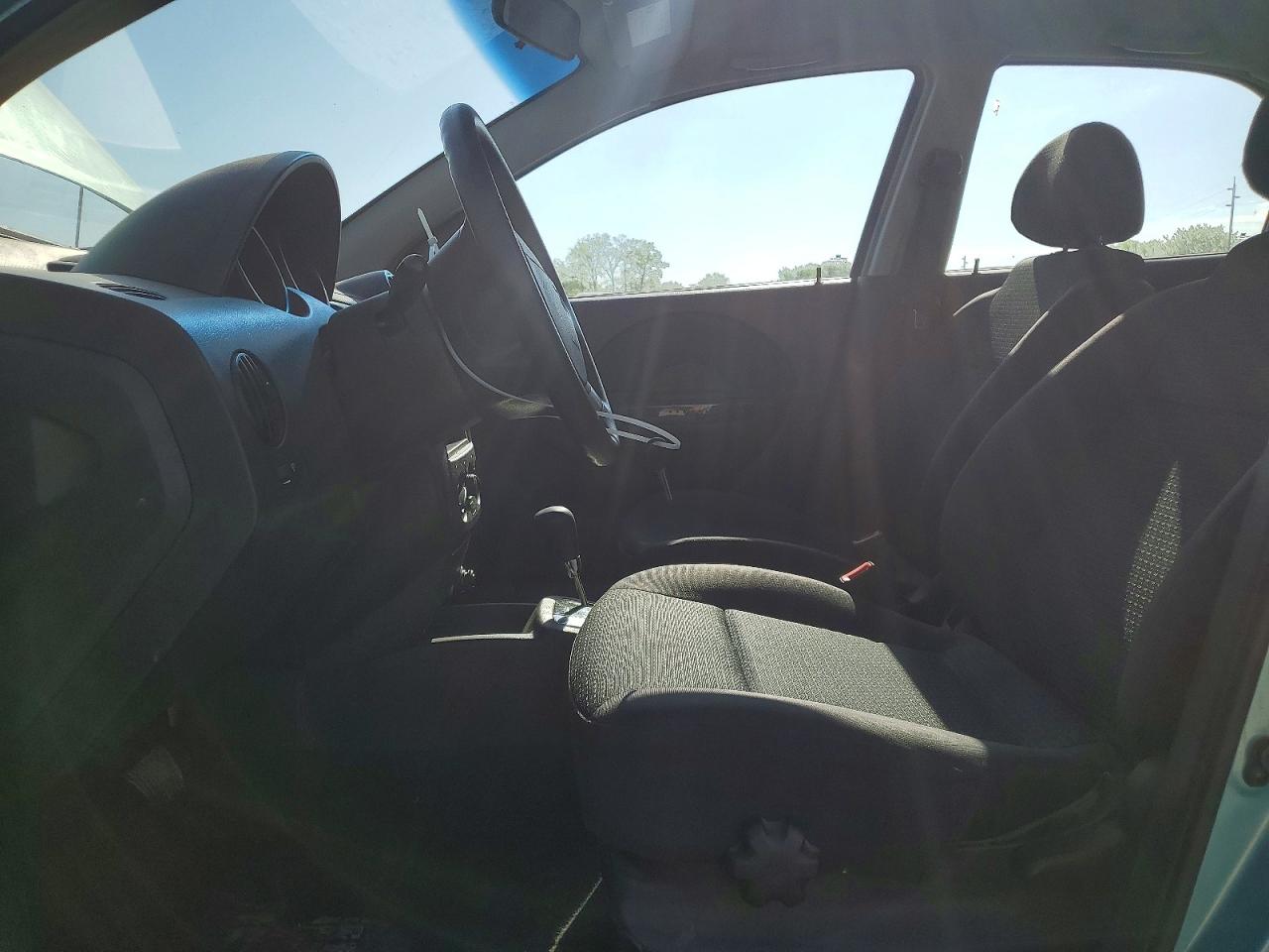 Chevrolet Aveo Base