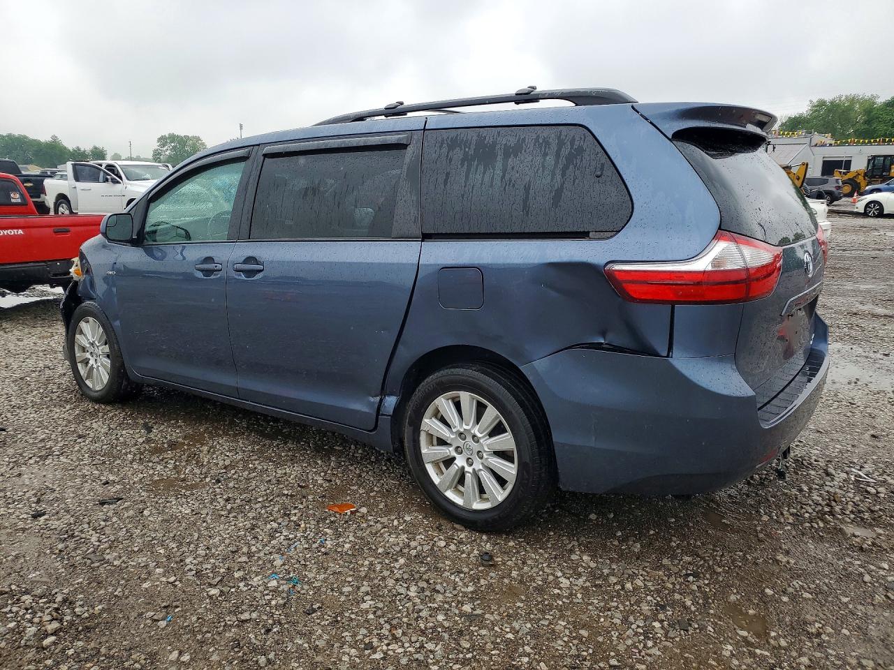Toyota Sienna Le