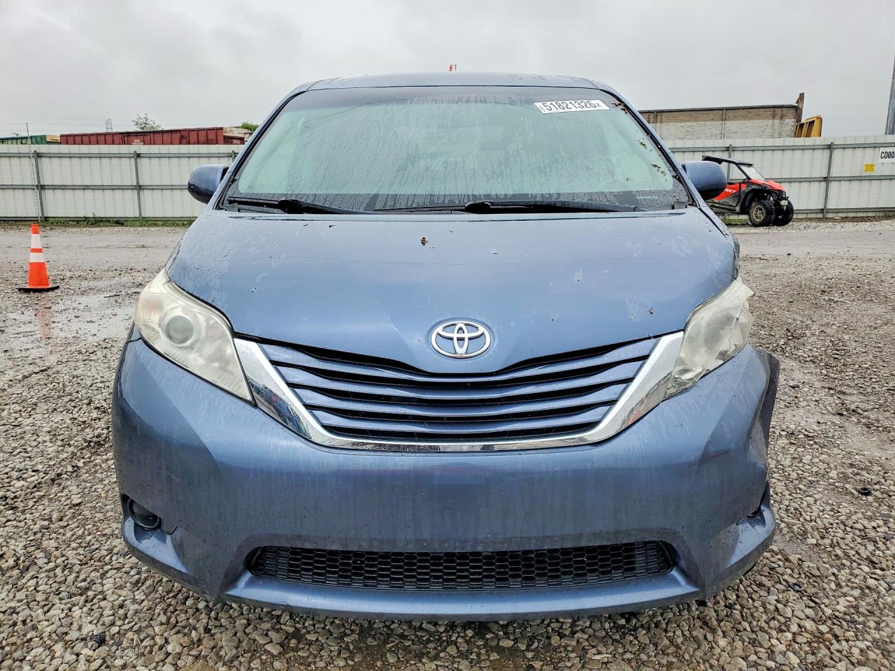 Toyota Sienna Le