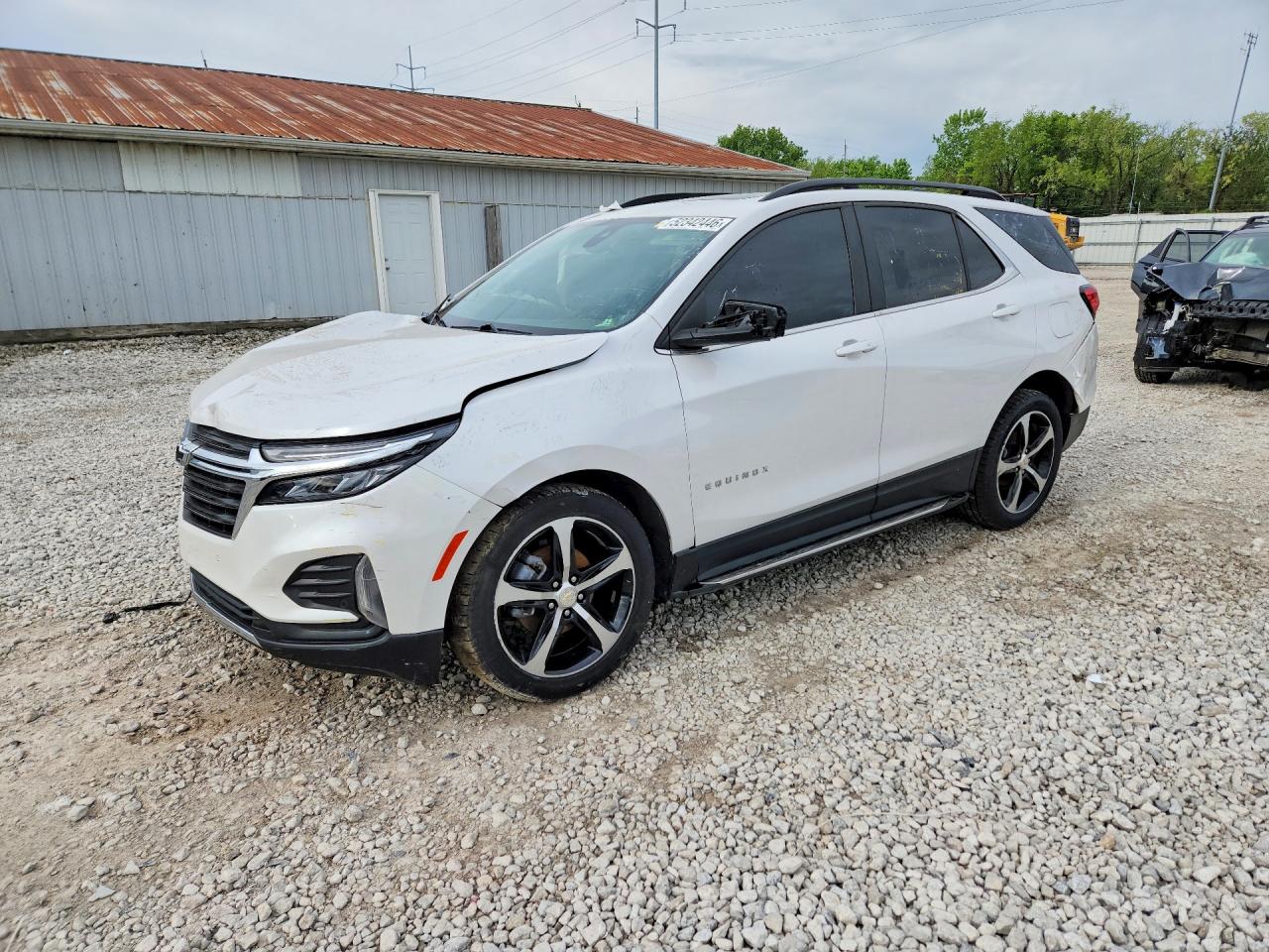 Salvage Chevrolet Equinox Image