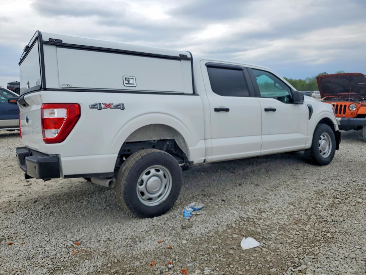 Ford F-150 Super Cab