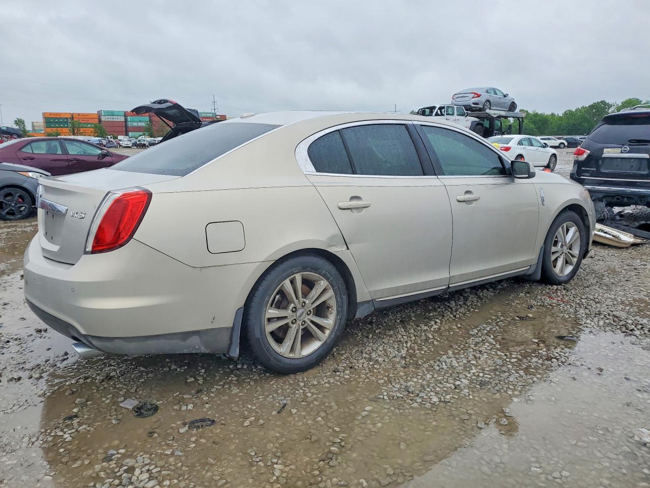 Lincoln MKS