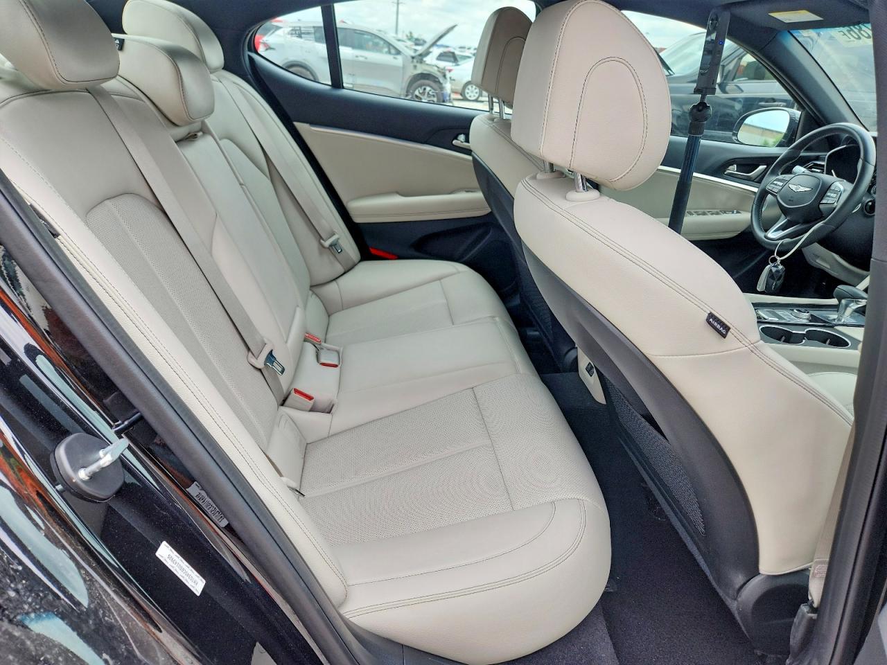 Genesis G70 2.5t Standard