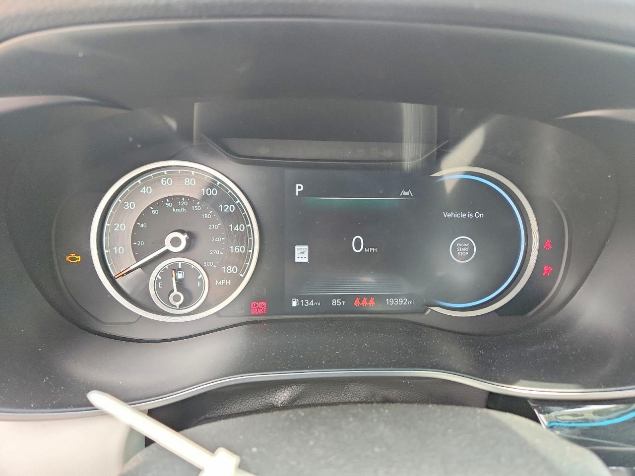 Genesis G70 2.5t Standard