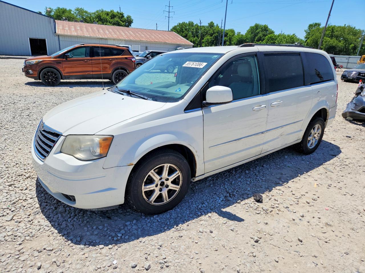 Salvage Chrysler Minivan Image