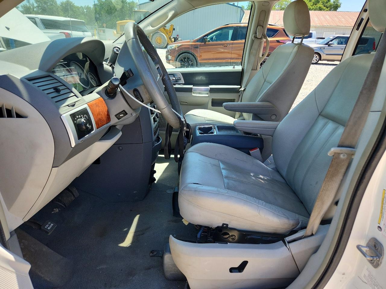 Chrysler Minivan Touring
