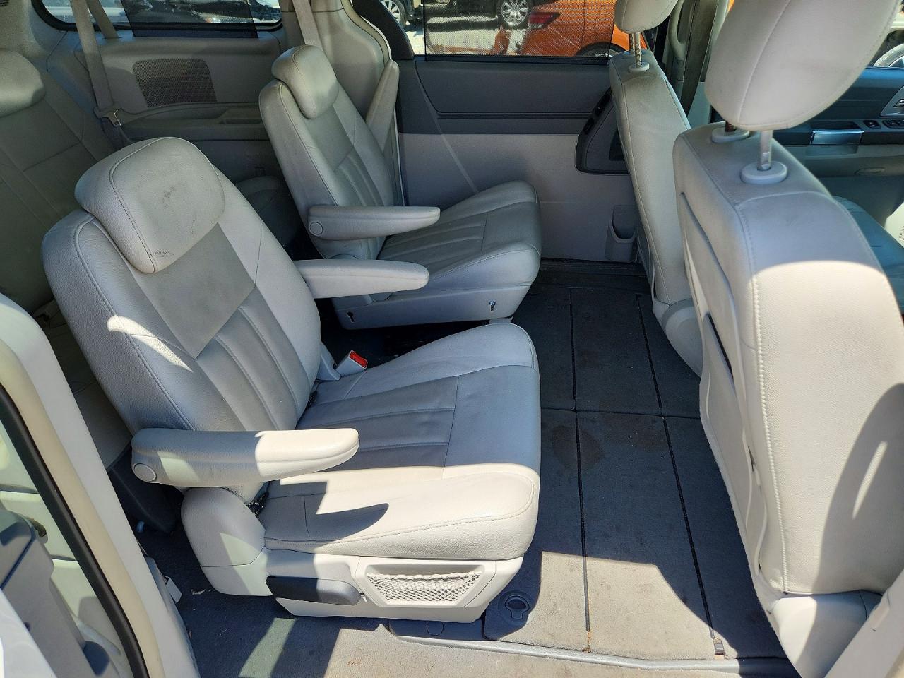 Chrysler Minivan Touring
