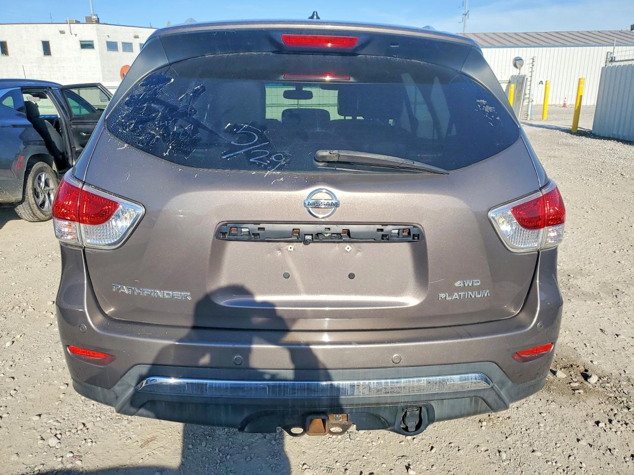 Nissan Pathfinder S