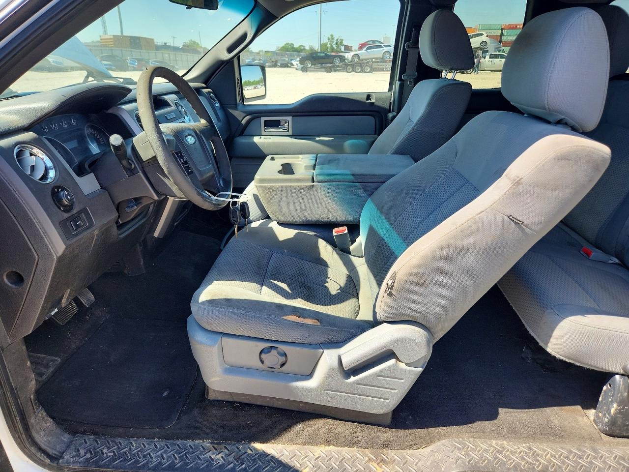 Ford F-150 Super Cab