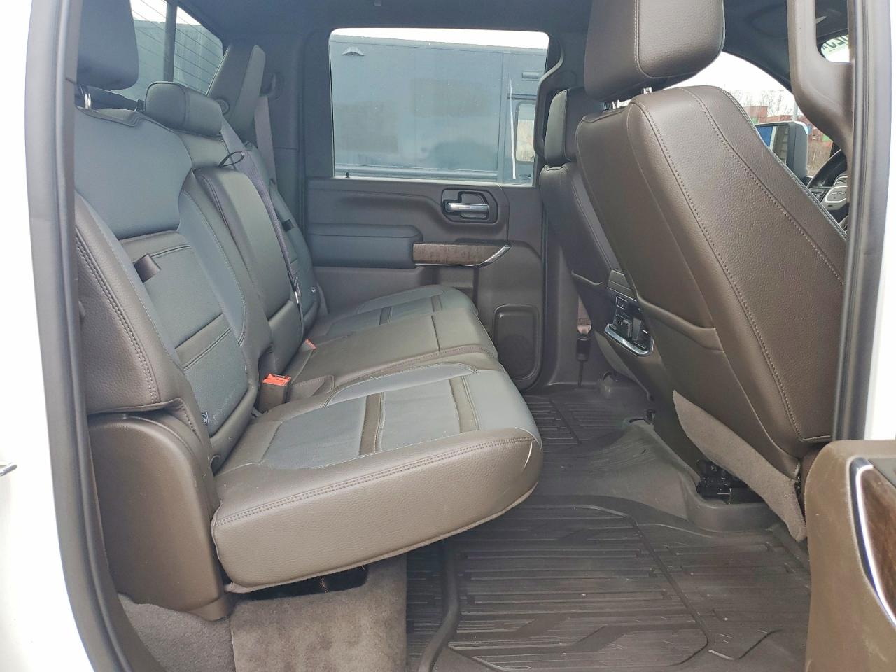 GMC Sierra K2500 Denali