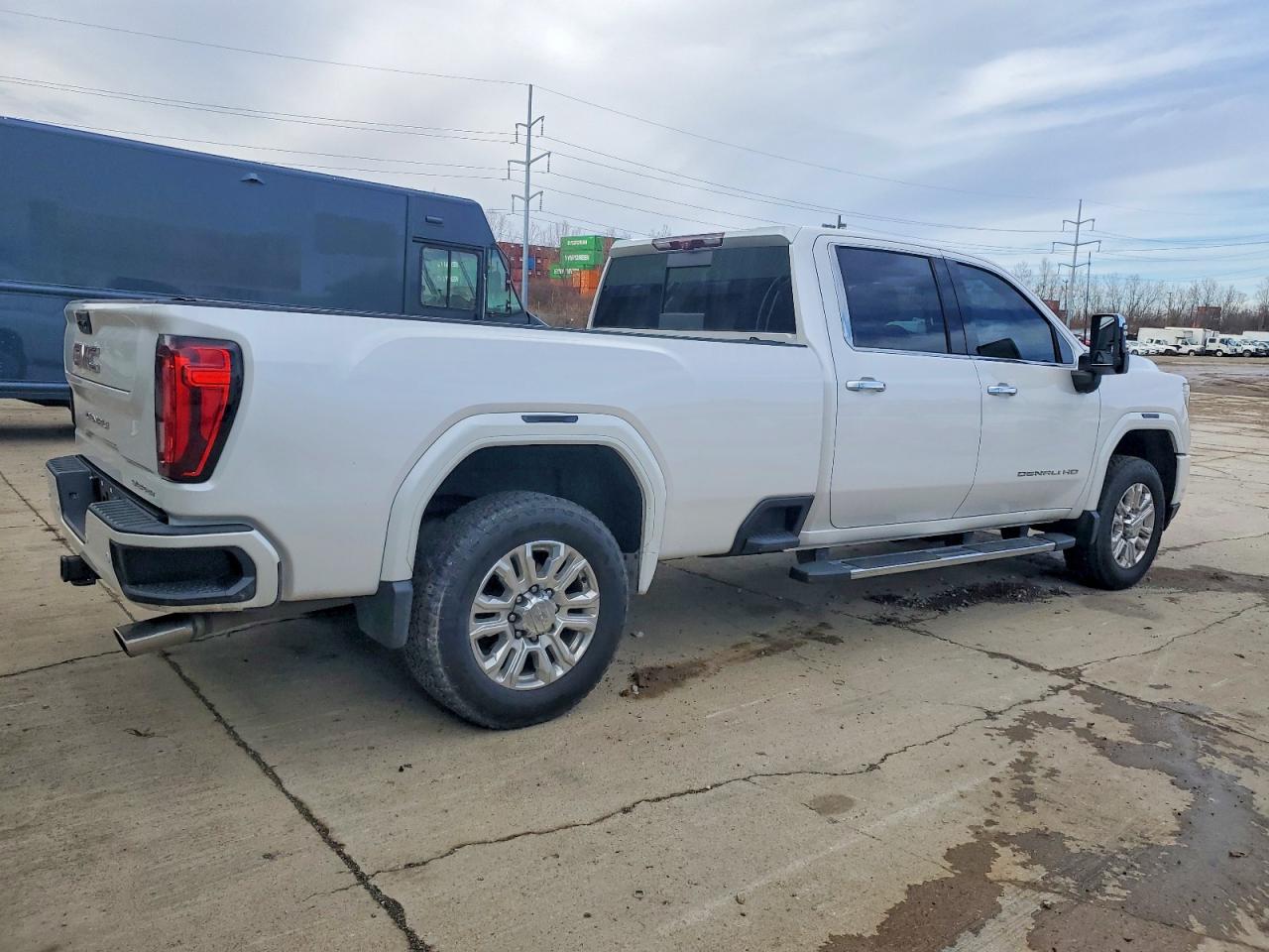 GMC Sierra K2500 Denali